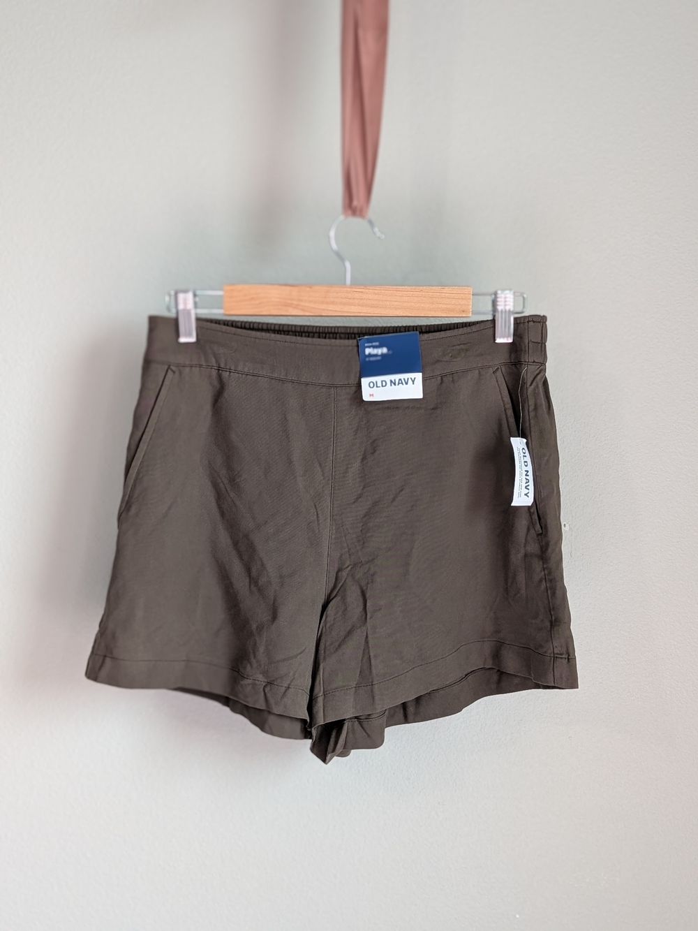 Old Navy Playa High-Rise Shorts 4" Inseam Medium